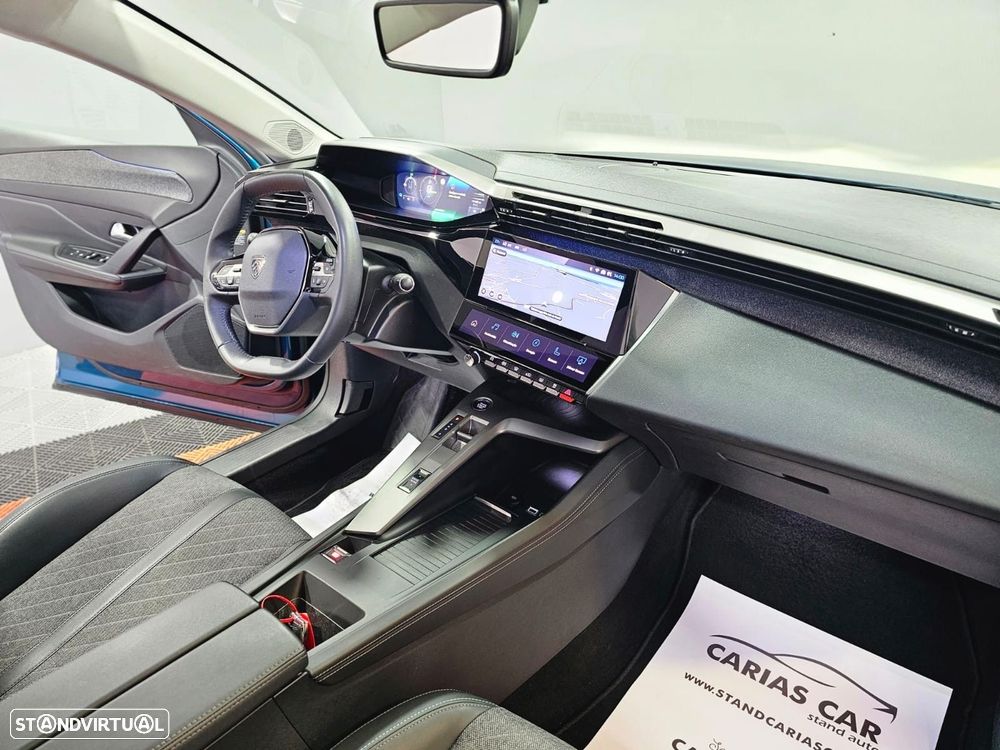 Peugeot 408 1.6 Hybrid Allure e-EAT8 - 22