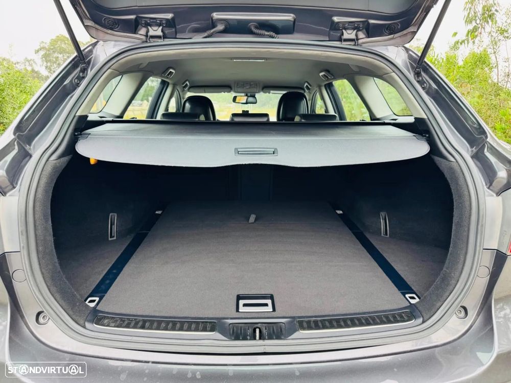 Toyota Avensis SW 2.0 D-4D Sp+EP+GPS - 47