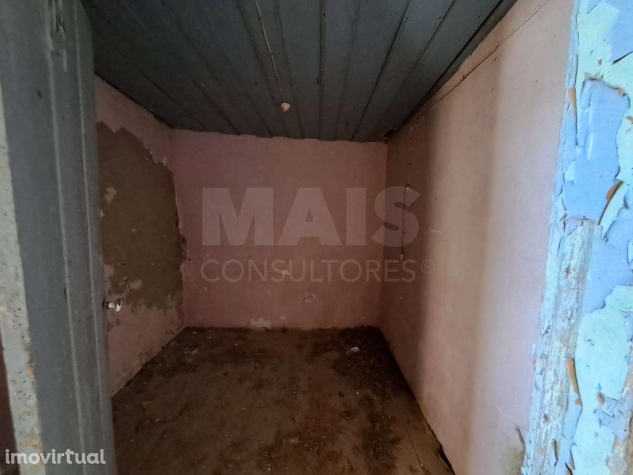 Moradia para remodelar em lote de terreno c/ 520m2 - Grande imagem: 4/13