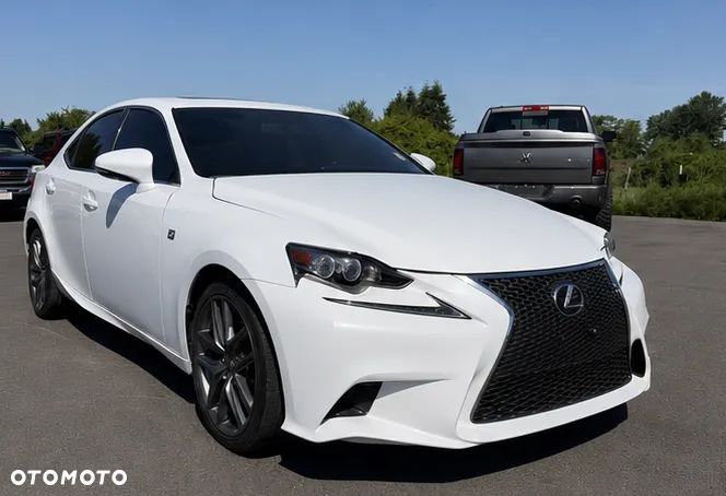 Lexus IS 200t Prestige - 4