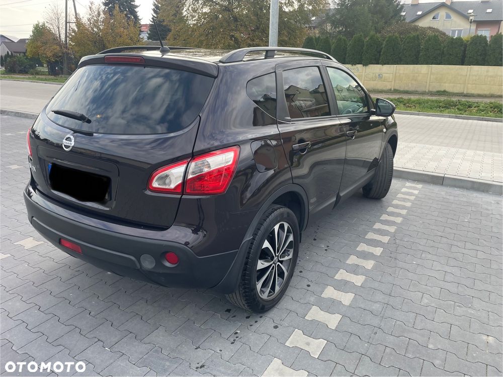Nissan Qashqai - 4