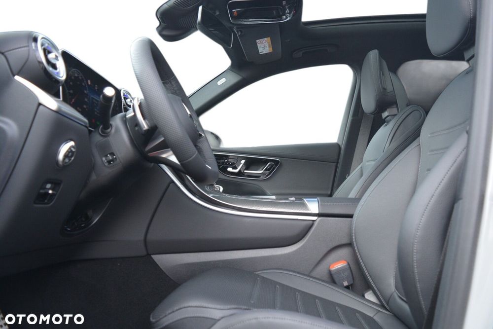 Mercedes-Benz GLC 300 de 4-Matic AMG Line - 8