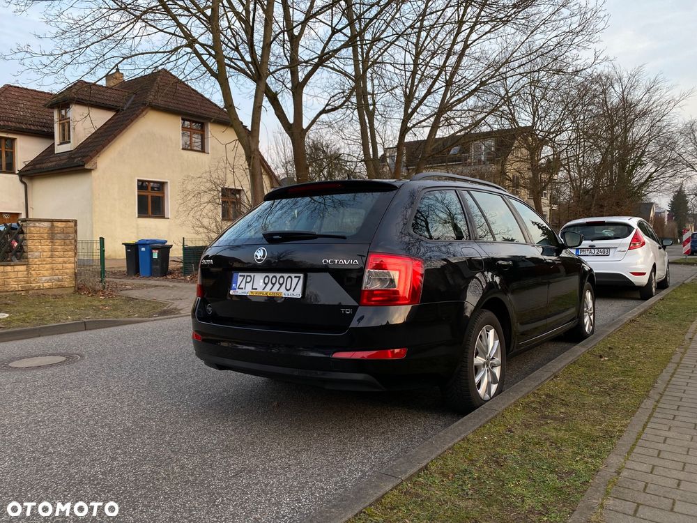 Skoda Octavia 1.6 TDI Ambition - 7