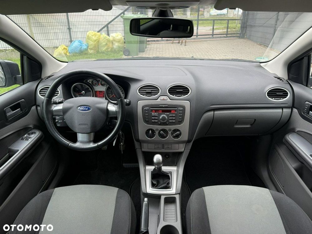 Ford Focus - 11