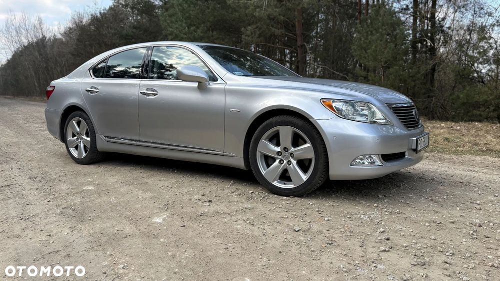 Lexus LS 460 Prestige - 11