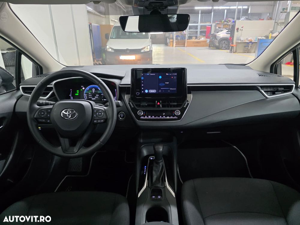 Toyota Corolla 1.8 HSD Eco - 9