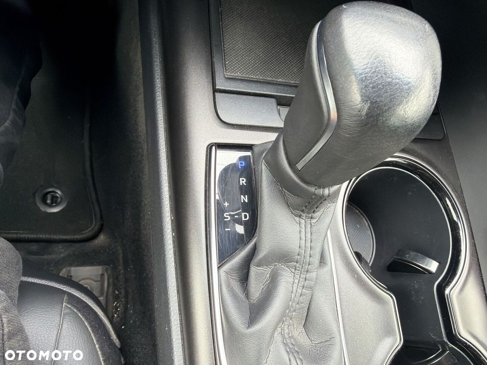 Toyota Camry 2.5 Hybrid Prestige CVT - 18