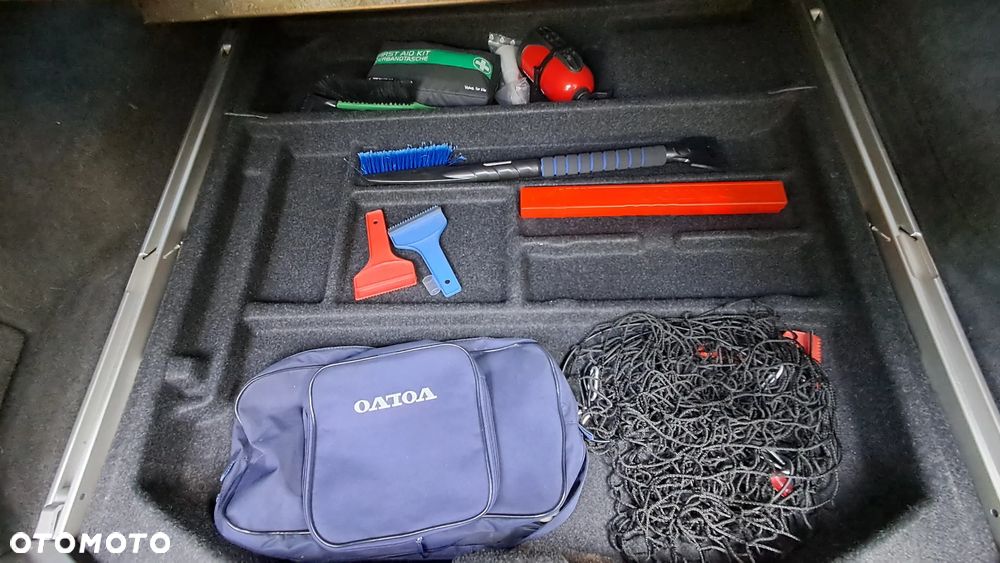 Volvo XC 70 D4 AWD Summum - 23