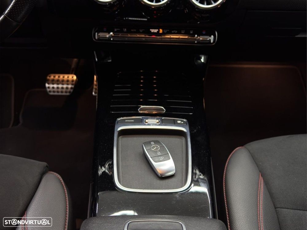 Mercedes-Benz CLA 250 e Shooting Brake AMG Line - 14