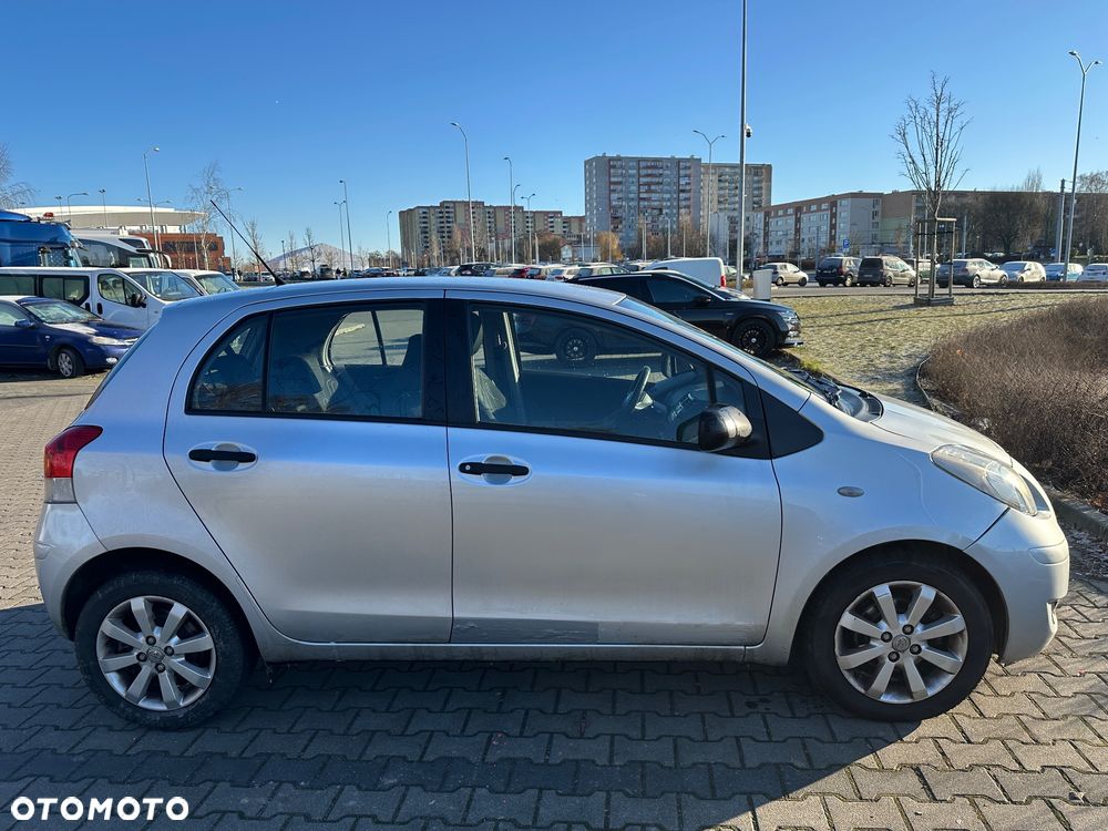 Toyota Yaris 1.33 VVT-i Sol - 14