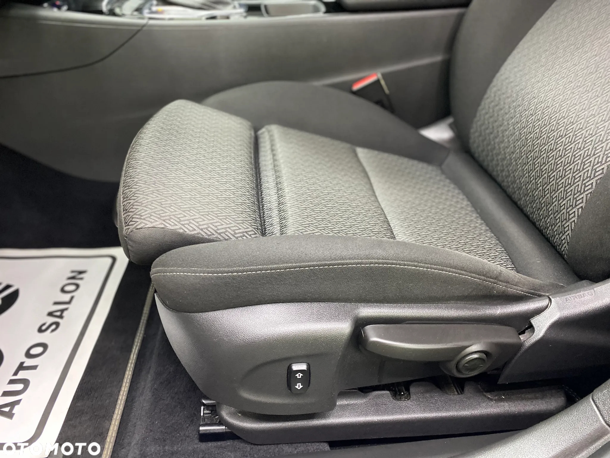 Opel Insignia - 19