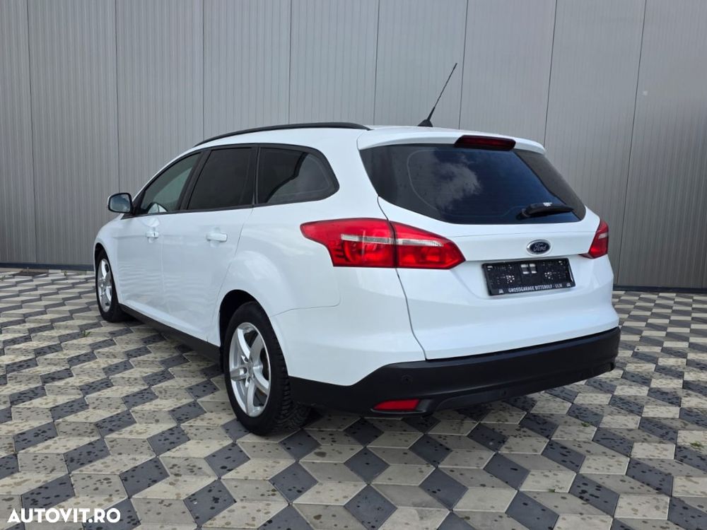 Ford Focus 1.5 TDCi DPF Start-Stopp-System Business - 5
