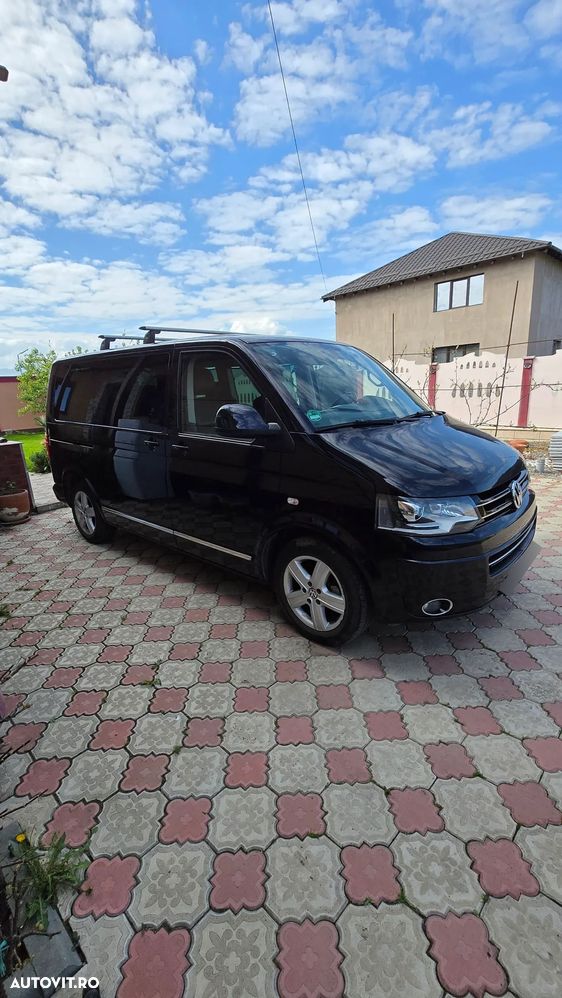 Volkswagen Multivan - 17