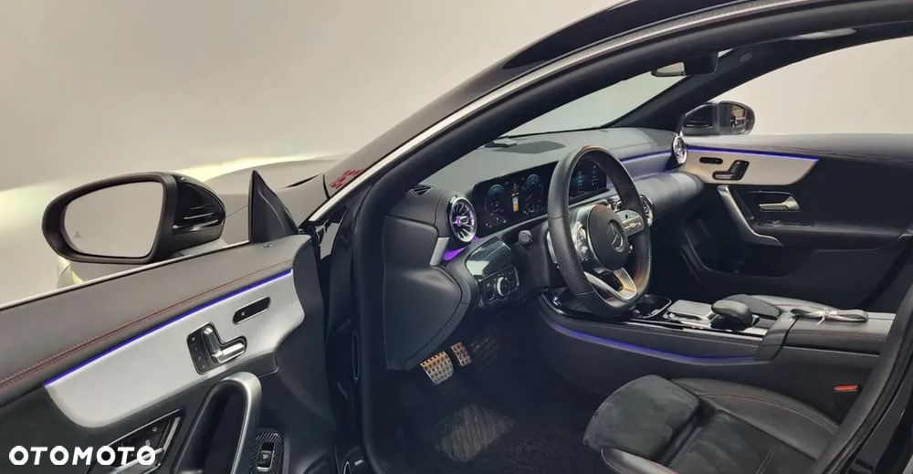 Mercedes-Benz CLA 250 4-Matic Progressive 7G-DCT - 8