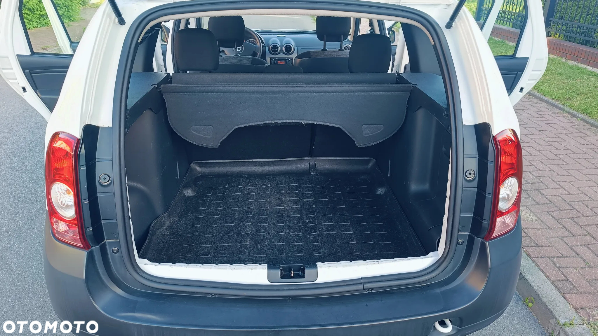 Dacia Duster 1.6 16V 4x2 Ambiance - 31