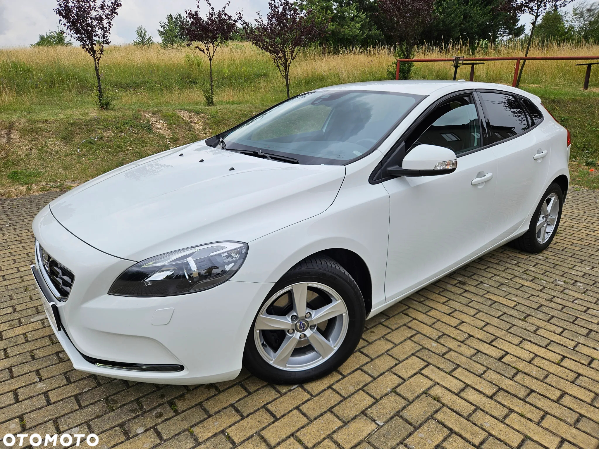 Volvo V40 T3 Kinetic - 2
