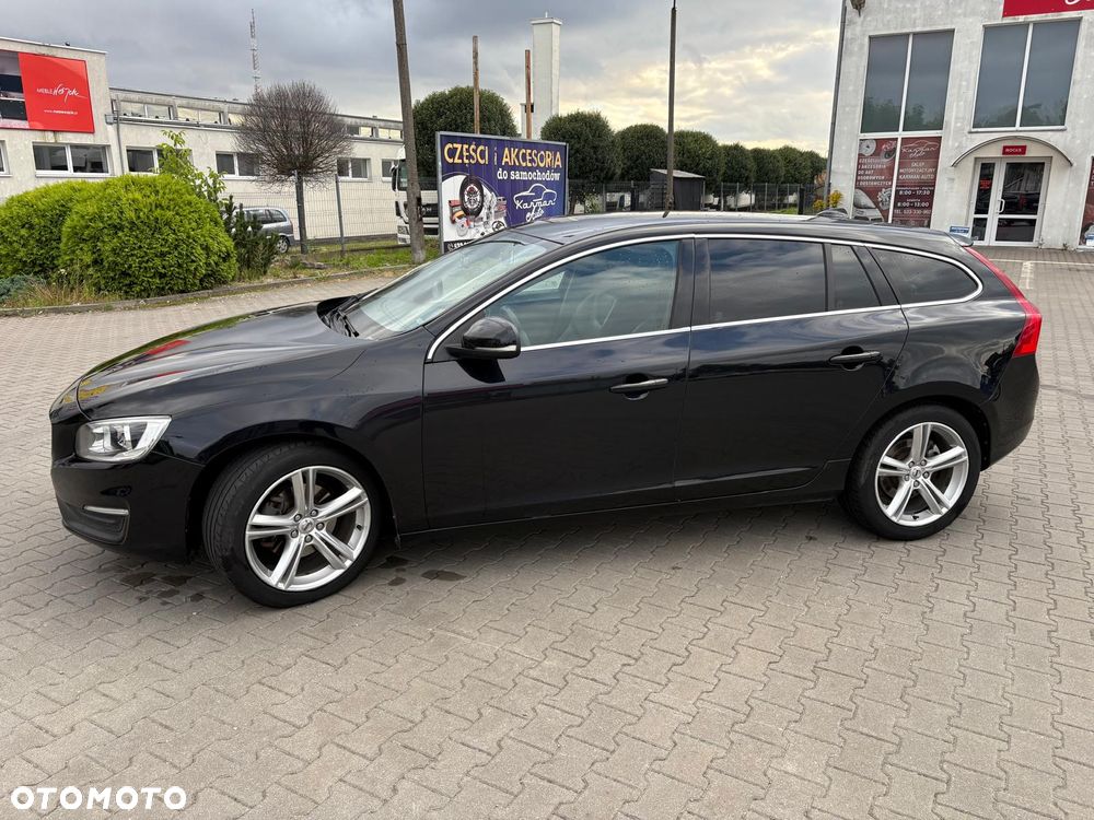 Volvo V60 D4 Ocean Race - 1