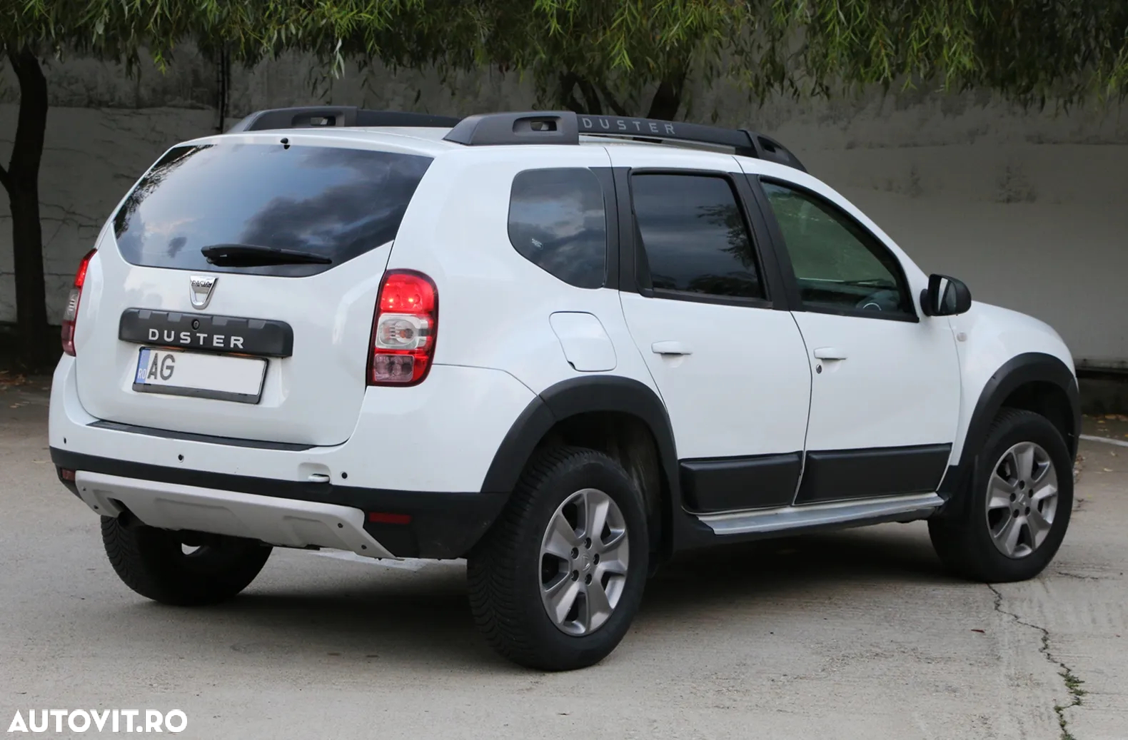 Dacia Duster 1.5 dCi 4x2 Laureate - 6