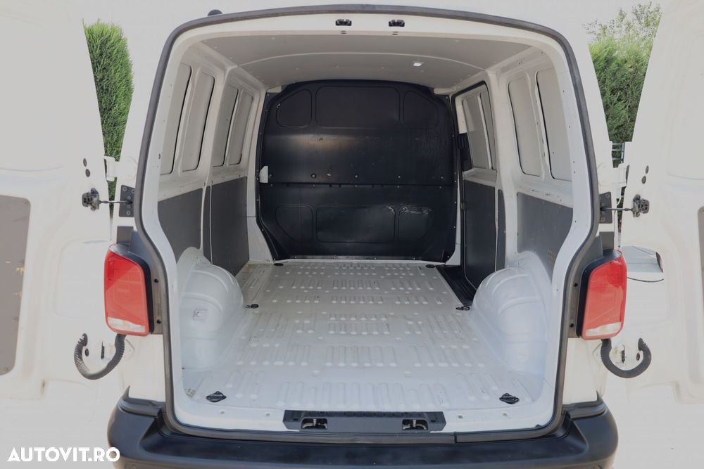 Volkswagen Transporter - 13