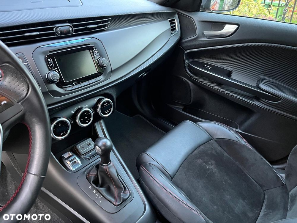 Alfa Romeo Giulietta 1750 TBi Veloce S TCT - 20