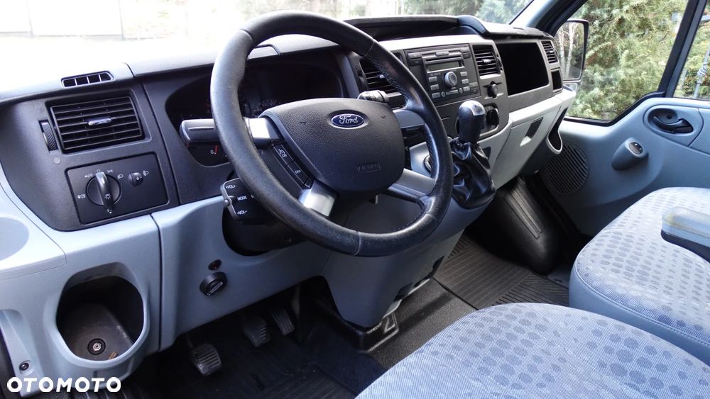 Ford Transit - 6