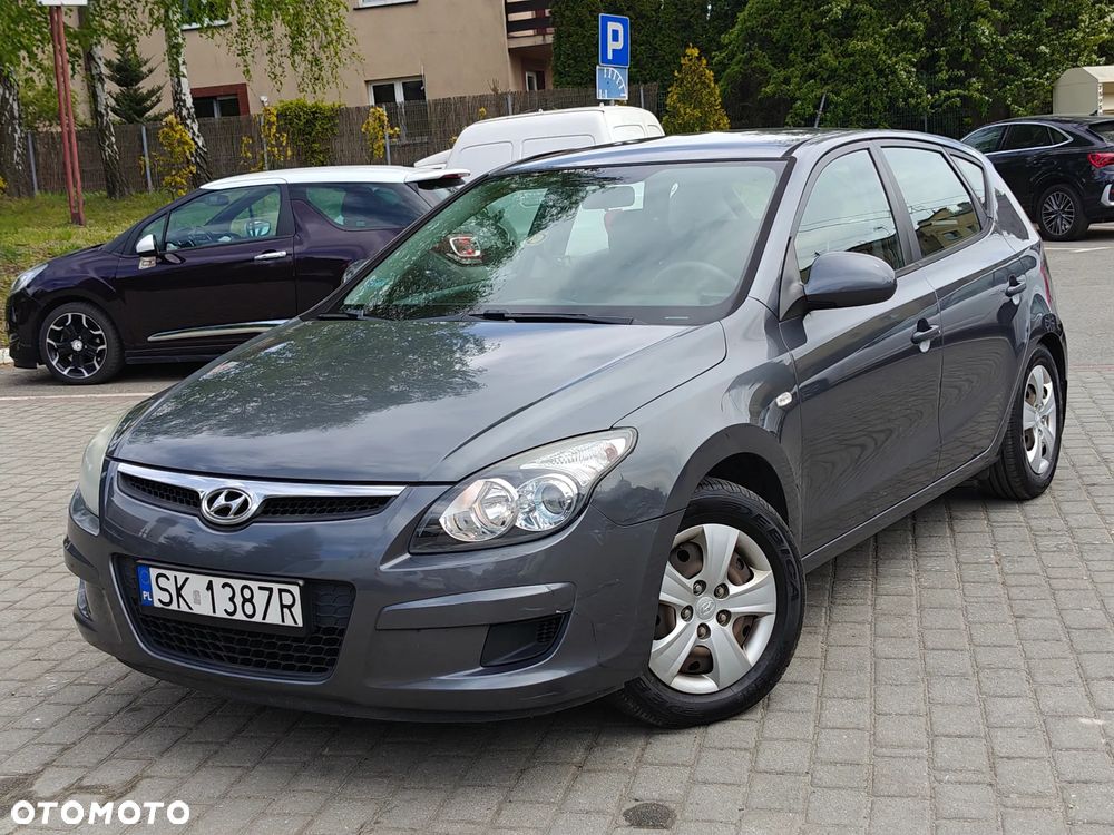 Hyundai i30 i30cw 1.6 CRDi Edition Plus - 1