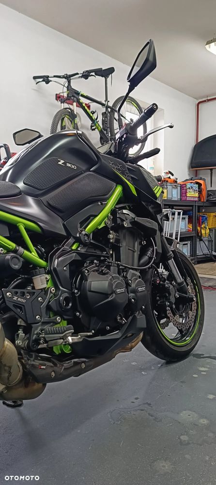 Kawasaki Z 900 - 8