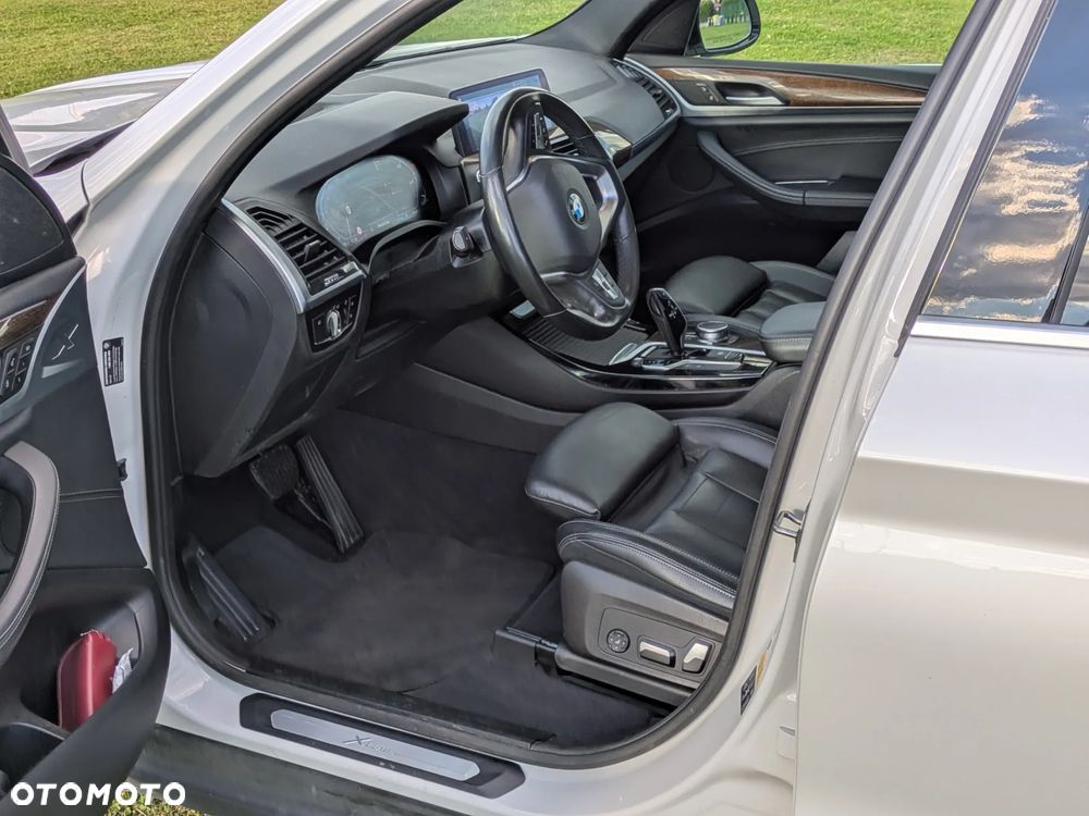 BMW X3 xDrive30i GPF xLine sport - 19