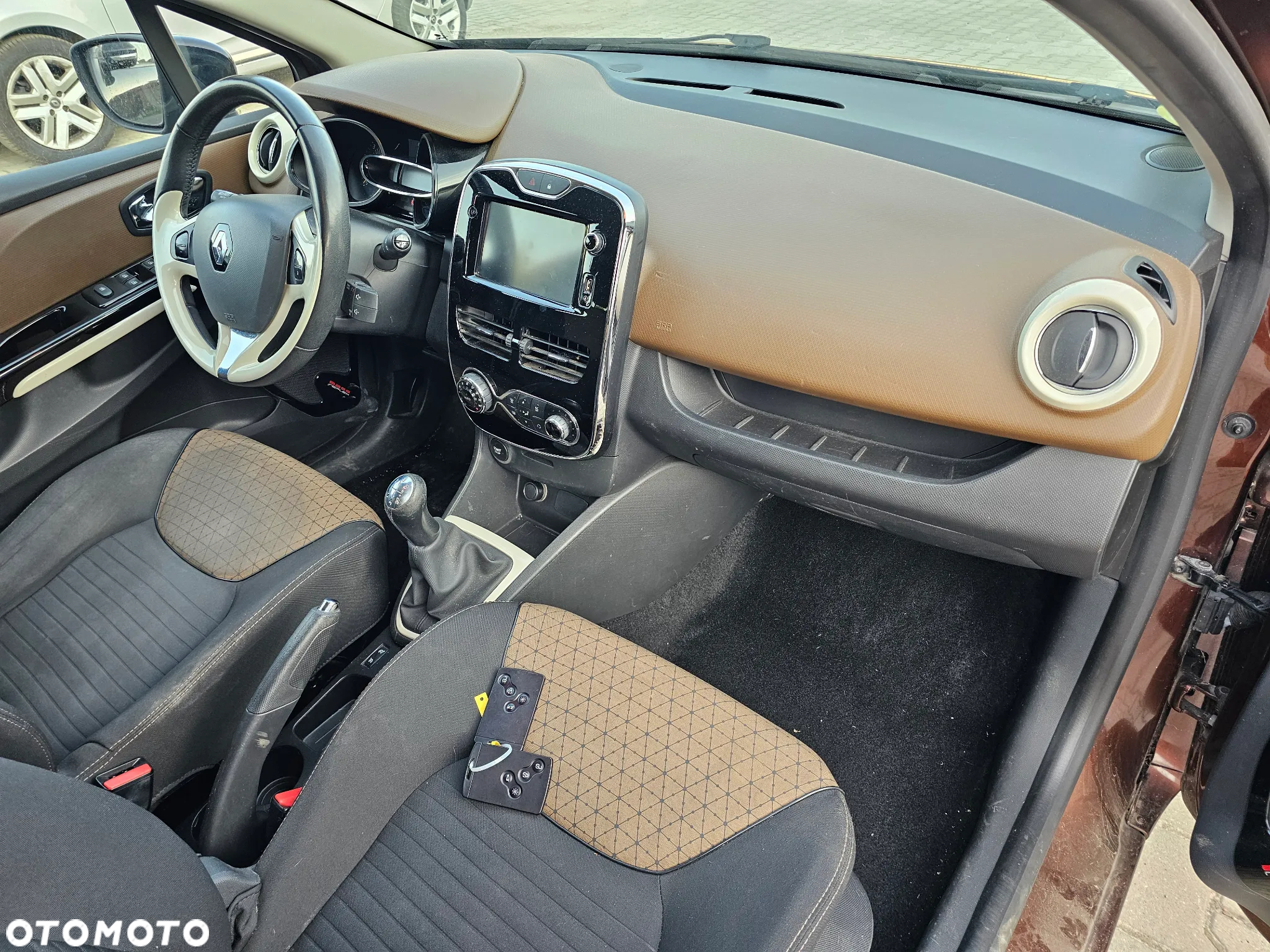 Renault Clio 1.5 dCi Energy Business - 12
