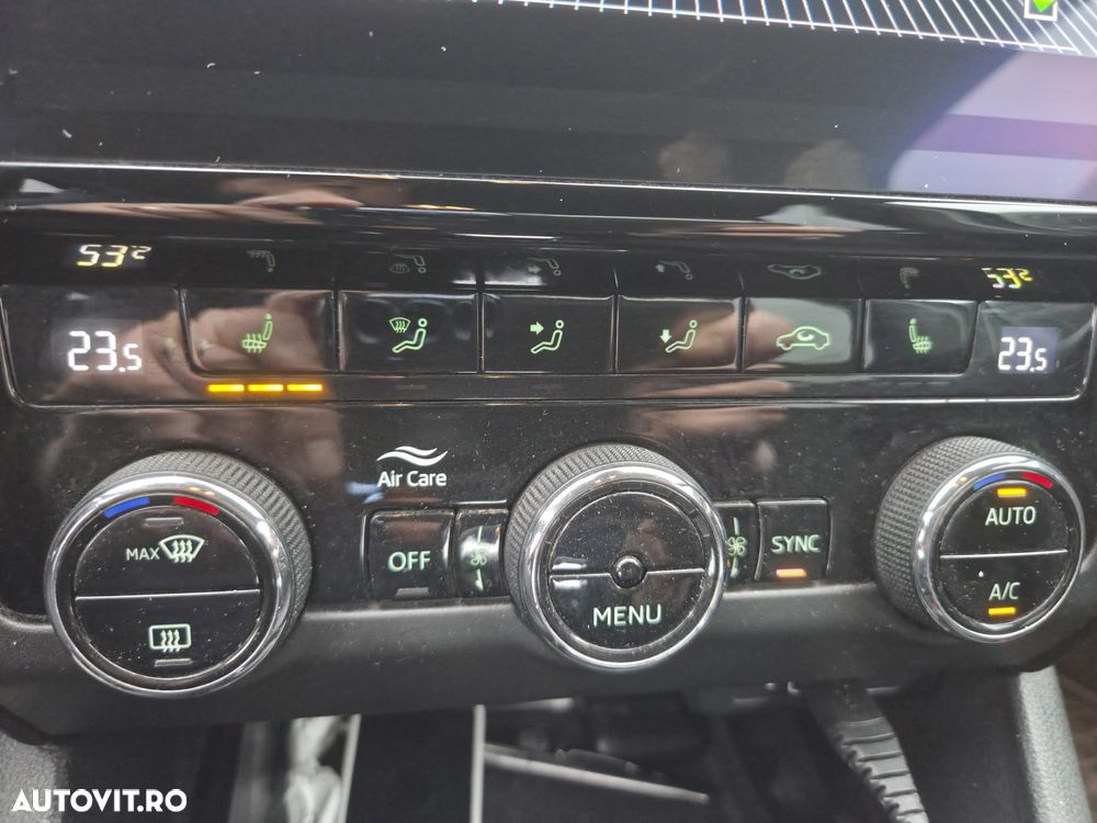 Skoda Octavia Combi Diesel 1.6 TDI DSG Style - 18