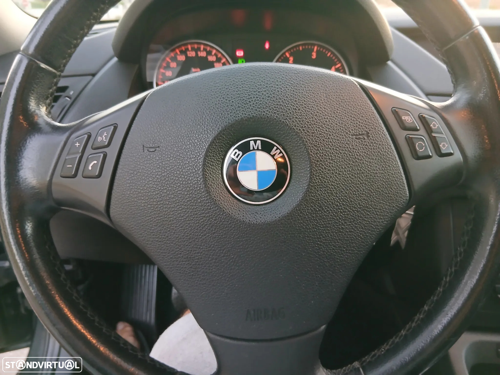 BMW X1 18 d sDrive Pack M - 20