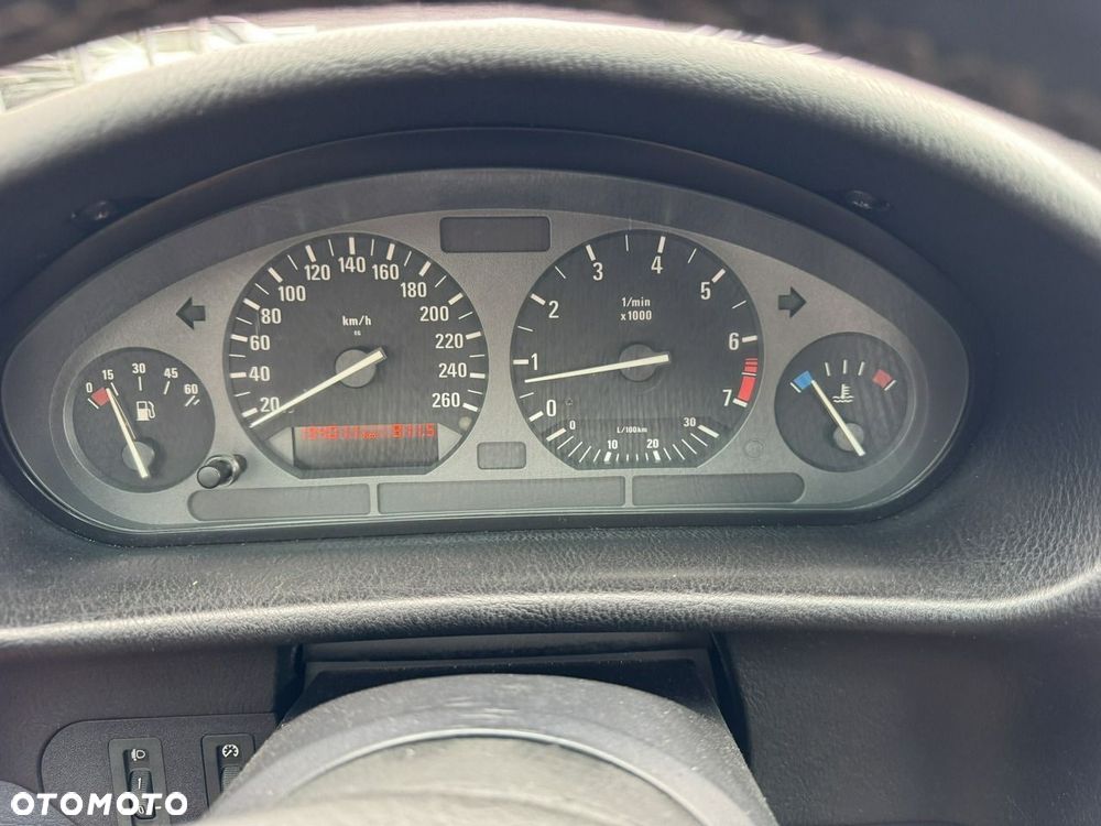BMW Seria 3 - 11
