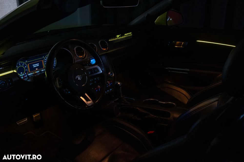 Ford Mustang - 35