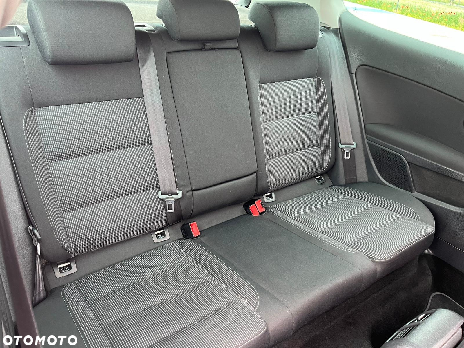 Volkswagen Golf 1.4 TSI Highline - 15