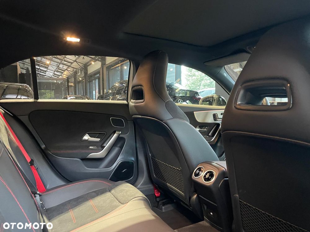 Mercedes-Benz Klasa A 45 S AMG 4-Matic 8G-DCT - 10