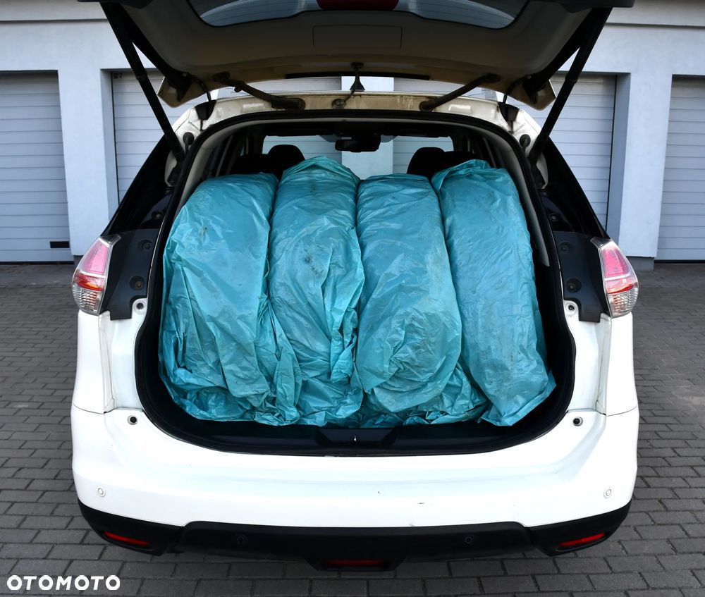 Nissan X-Trail 2.0 dCi N-Connecta 2WD Xtronic - 13