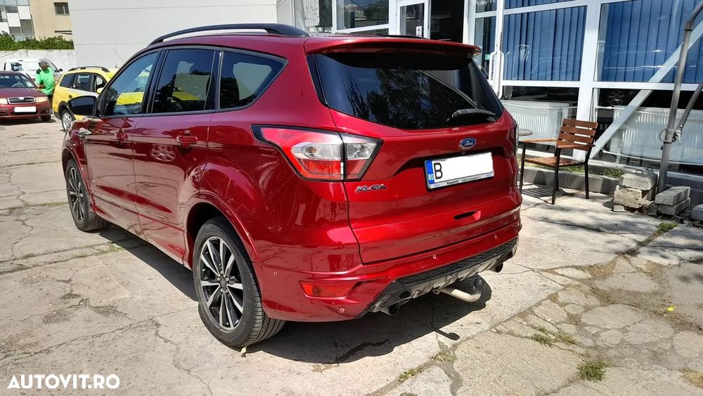 Ford Kuga 2.0 TDCi 4WD Powershift ST-Line - 4