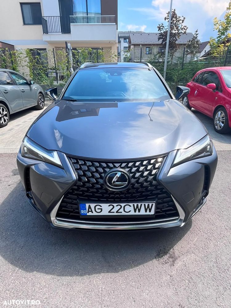 Lexus UX 250h FWD Executive - 7