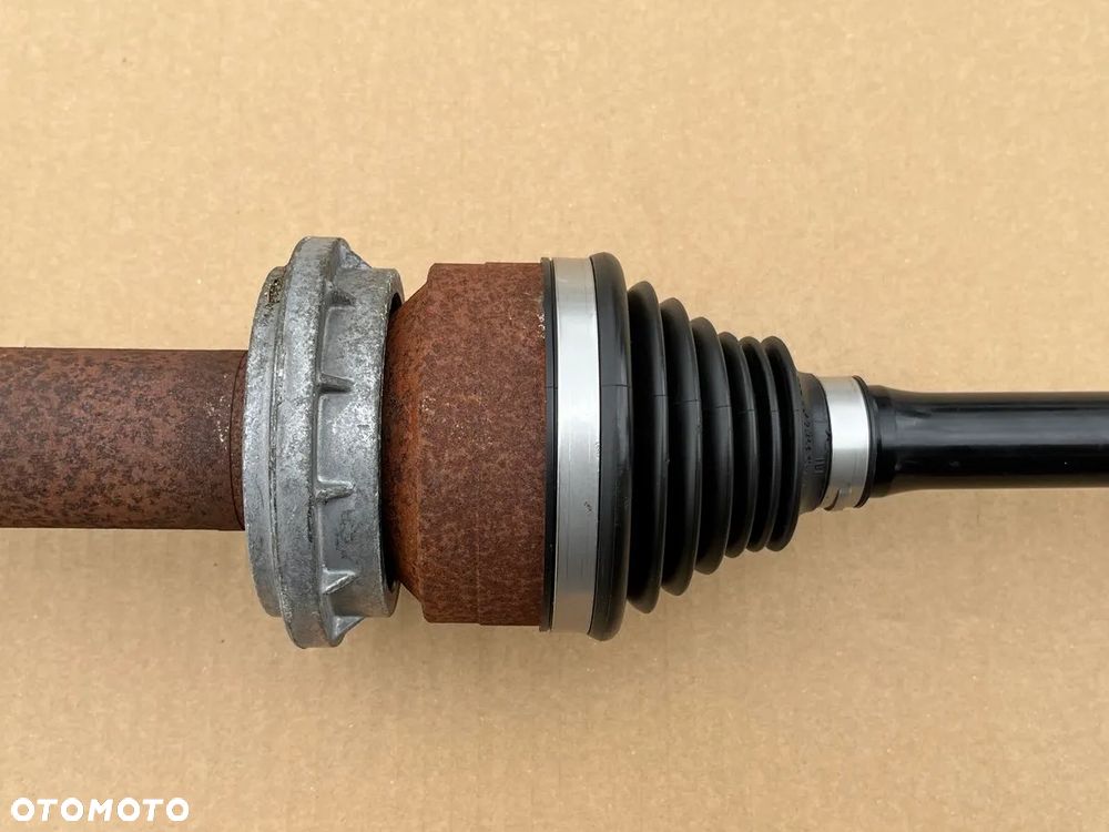 JAK NOWA PÓŁOŚ PRAWA DŁUGA PRZÓD MANUAL VW T6 T6.1 LIFT CARAVELLE DOKA MULTIVAN TRANSPORTER 2.0 TDI 7LA407272E - 2