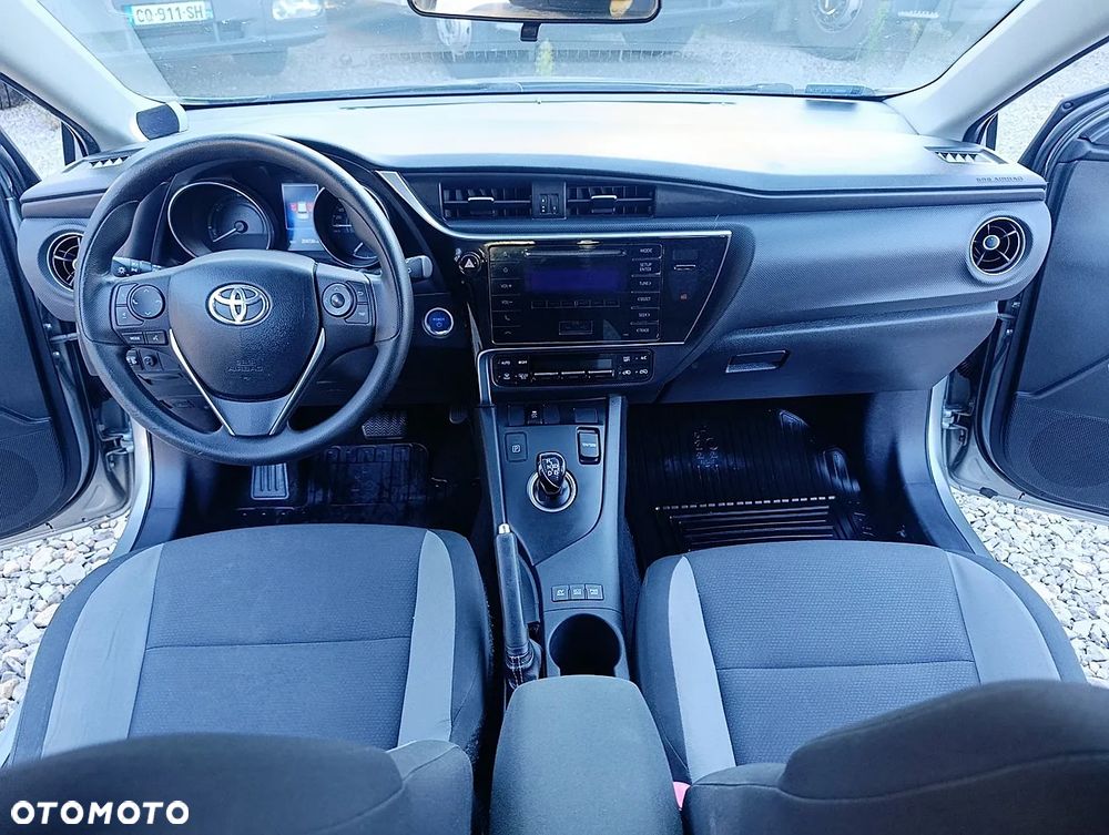 Toyota Auris Hybrid 135 Comfort - 16