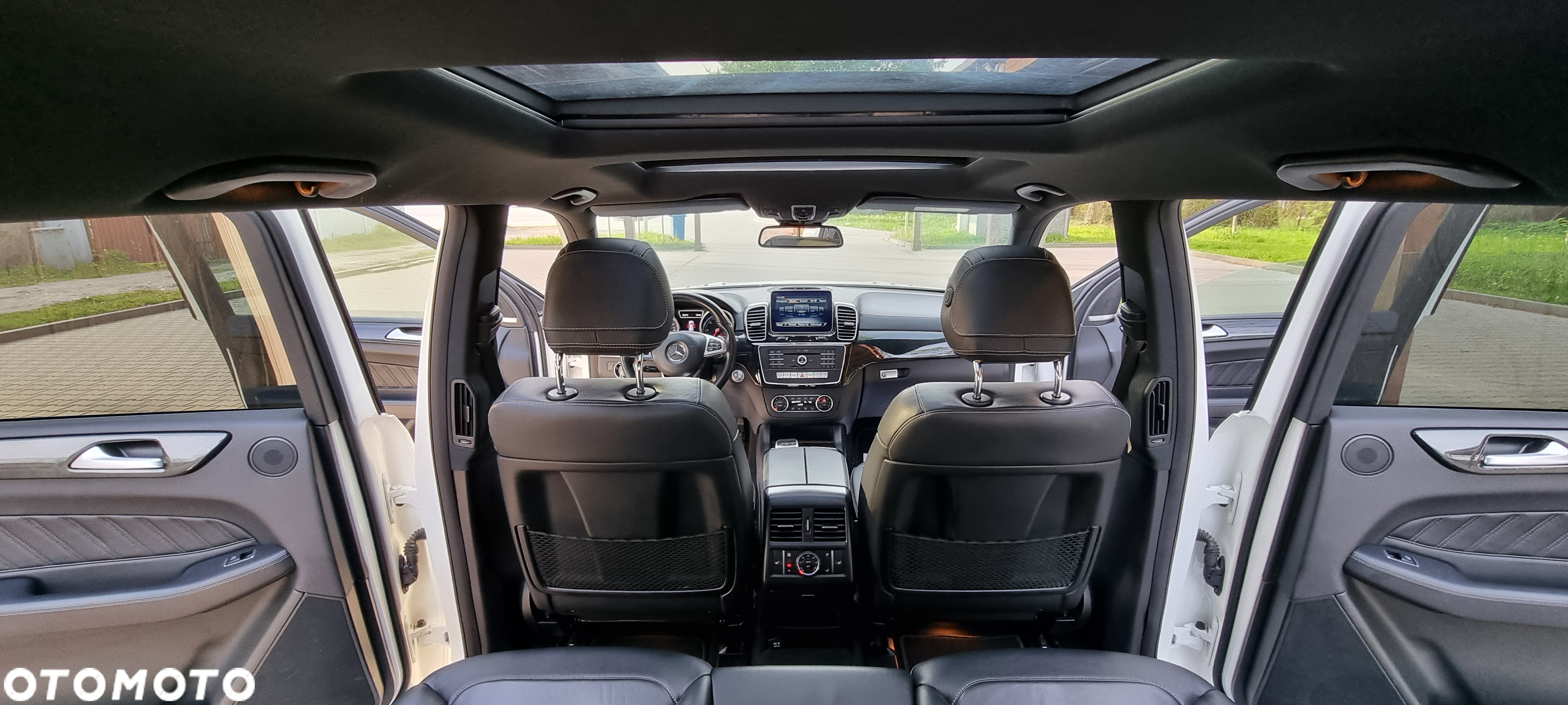 Mercedes-Benz GLS 350 d 4-Matic - 24
