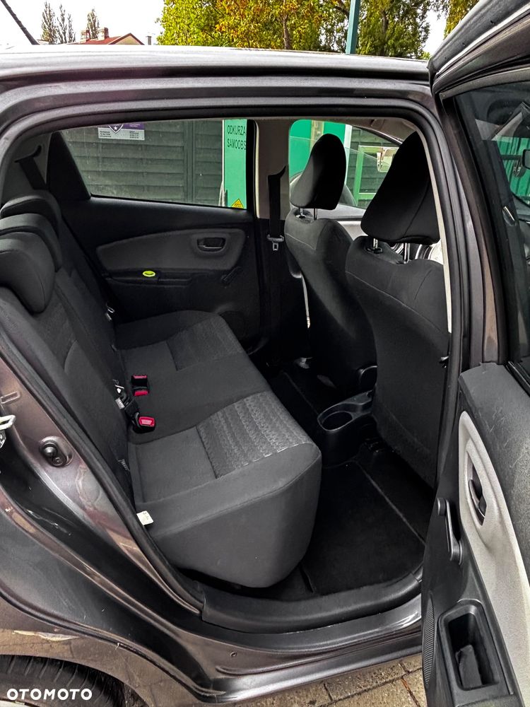 Toyota Yaris - 26