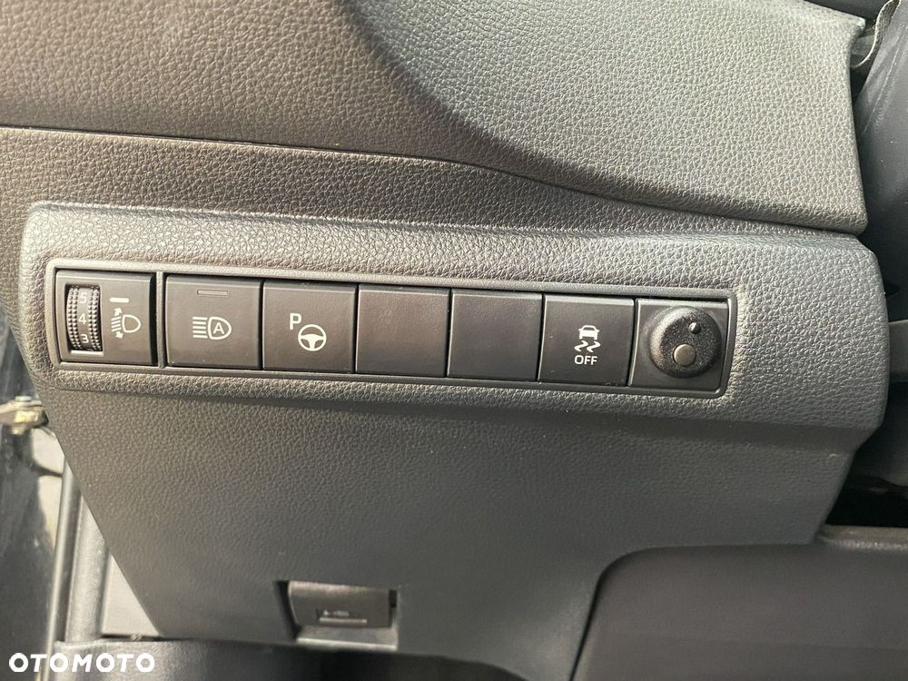 Toyota Corolla - 27