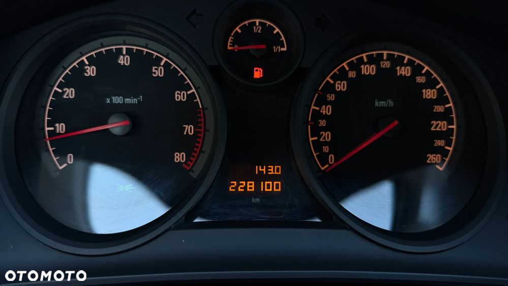 Opel Astra - 16