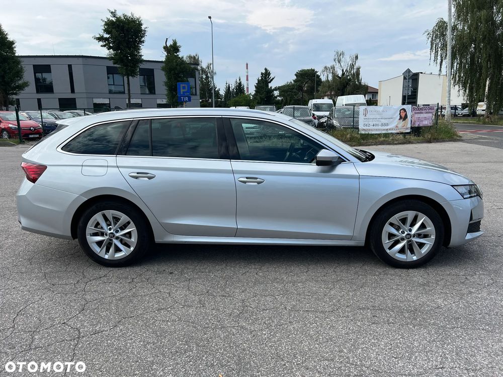 Skoda Octavia 1.5 TSI mHEV Selection DSG - 8