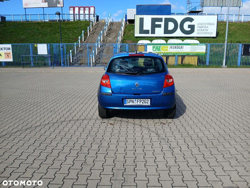 Renault Clio - 5