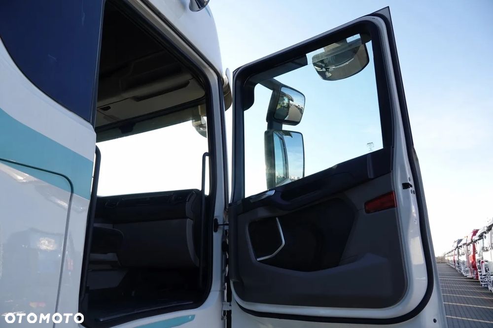Scania R 450 / RETARDER / KLIMA POSTOJOWA / CAŁA NA PODUSZKACH / ALUSY / OPONY 100 % / SPROWADZONA / PO KONTRAKCIE SERWISOWYM - 38