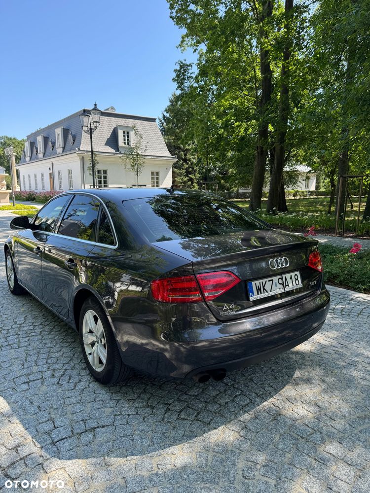 Audi A4 Limousine - 2