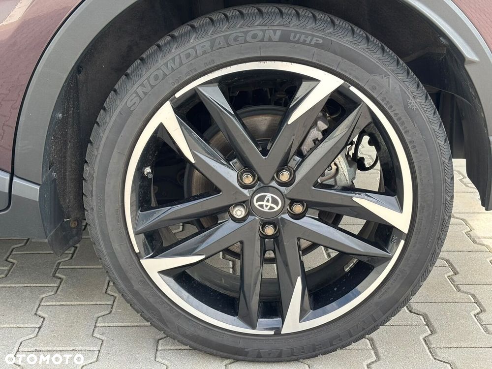 Toyota C-HR - 36