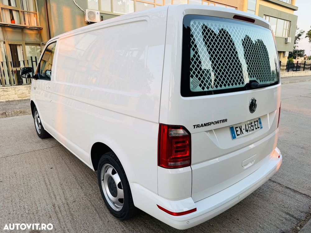 Volkswagen Transporter - 9